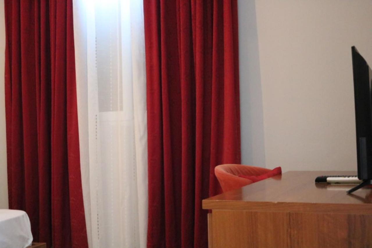 Hotel Ceka Durres Bagian luar foto