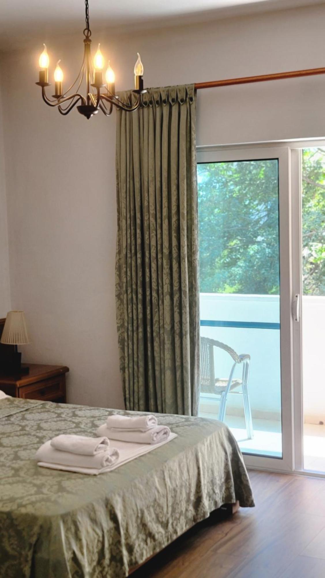 Hotel Ceka Durres Bagian luar foto