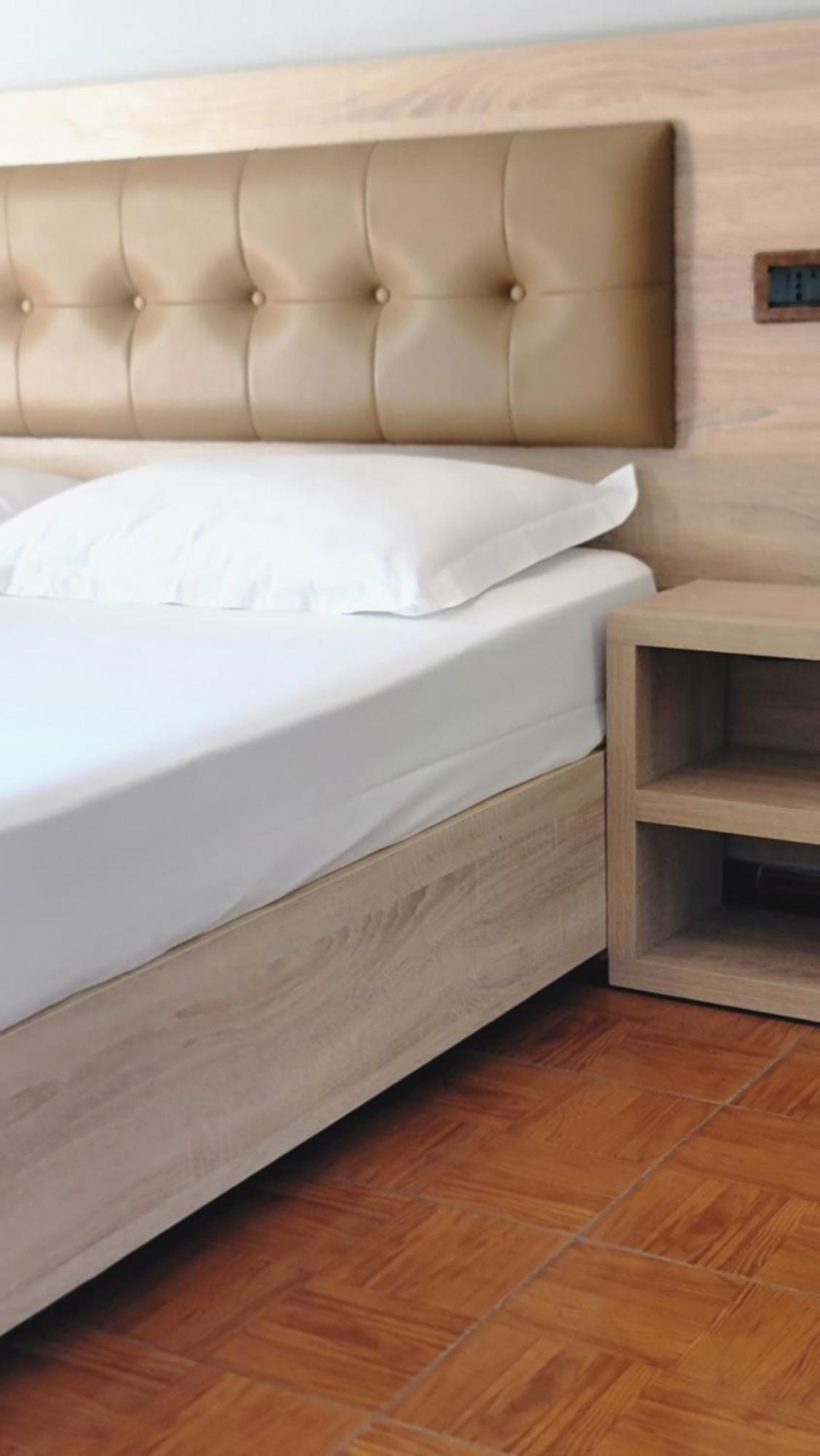 Hotel Ceka Durres Bagian luar foto